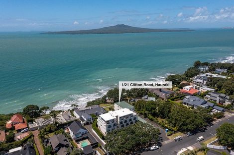 Photo of property in 1/21 Clifton Road, Hauraki, Auckland, 0622