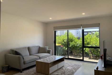 Photo of property in 33 Gecko Road, Hobsonville, Auckland, 0616