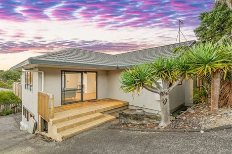 Photo of property in 21 Breenagh Place, Massey, Auckland, 0614