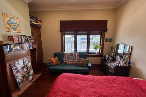 Photo of property in 1/5 Heretaunga Street, Petone, Lower Hutt, 5012