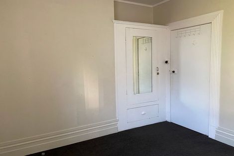 Photo of property in 16 Austin Street, Mount Victoria, Wellington, 6011