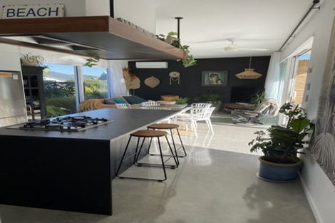 Photo of property in 2 Taimoana Close, Mangawhai Heads, Mangawhai, 0505