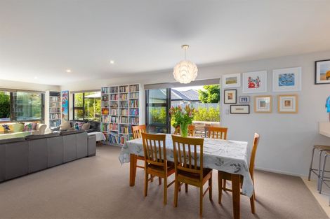 Photo of property in 4 Cordelia Lane, Heathcote Valley, Christchurch, 8022