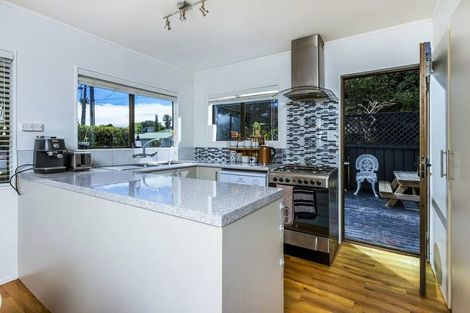 Photo of property in 1/31 Sunnyfield Crescent, Glenfield, Auckland, 0629