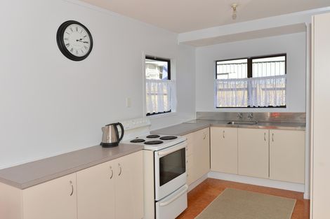 Photo of property in 17 Great North Road, Te Kamo, Whangarei, 0112