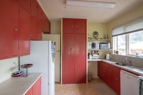 Photo of property in 73 Stanley Avenue, Te Aroha, 3320