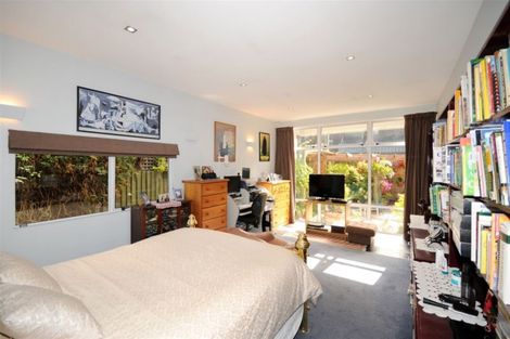 Photo of property in 1 Thurlestone Place, Burnside, Christchurch, 8053