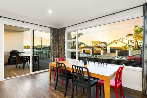 Photo of property in 60 Karewa Parade, Papamoa Beach, Papamoa, 3118