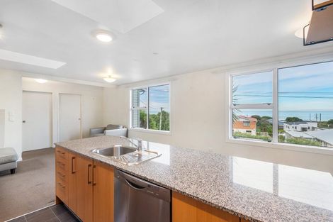 Photo of property in 33 Queen Street, Brighton, Dunedin, 9035