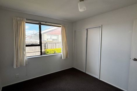 Photo of property in 2/41 Beauford Place, Parklands, Christchurch, 8083