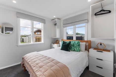 Photo of property in 60 Sarah Street, Waikawa Beach, Levin, 5573