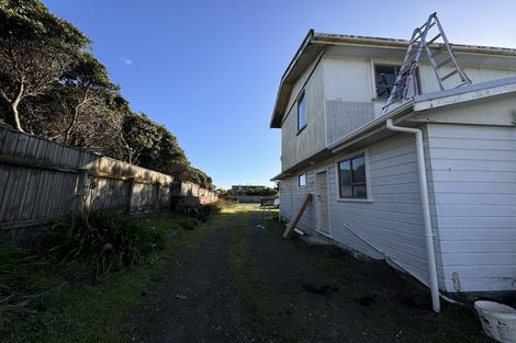 Photo of property in 30 Rua Avenue, Waitarere Beach, Levin, 5510