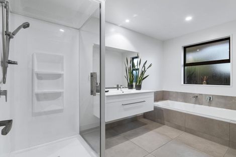 Photo of property in 112 Prestons Park Drive, Marshland, Christchurch, 8083