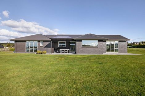Photo of property in 10 Betty May Drive, Pyes Pa, Tauranga, 3173