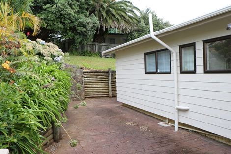 Photo of property in 47 Stratford Drive, Cable Bay, 0420