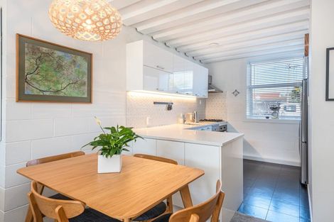 Photo of property in 1/107 Holly Road, St Albans, Christchurch, 8014