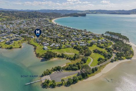 Photo of property in 63 Oyster Drive, Cooks Beach, Whitianga, 3591