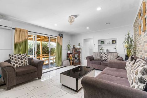 Photo of property in 417 Great South Road, Opaheke, Papakura, 2113