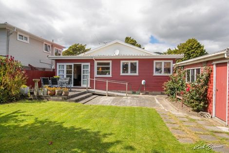 Photo of property in 71 Totara Crescent, Woburn, Lower Hutt, 5011