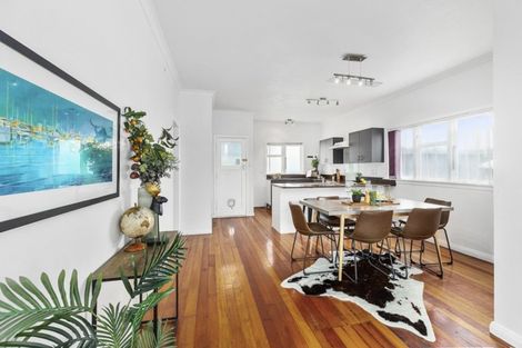 Photo of property in 3 Mako View, Titahi Bay, Porirua, 5022