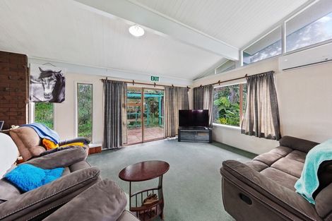 Photo of property in 123 Waiuku Road, Pukekohe, 2678