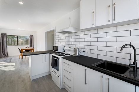 Photo of property in 60 Station Road, Paeroa, 3600