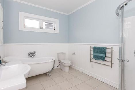 Photo of property in 7 Kowhai Street, Helensville, 0800