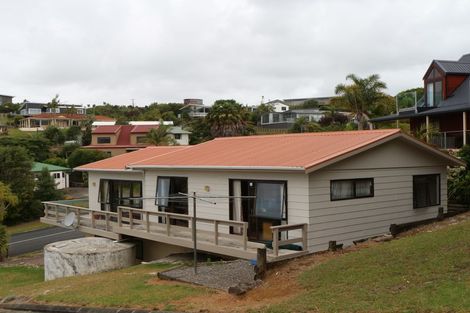 Photo of property in 47 Stratford Drive, Cable Bay, 0420