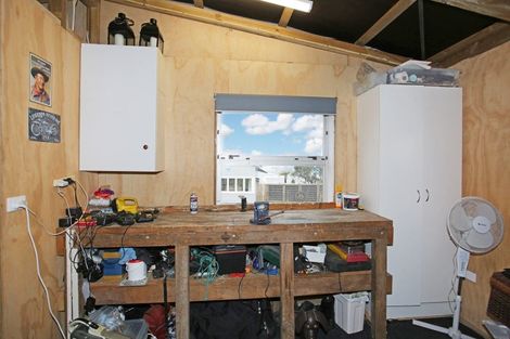 Photo of property in 50 Ronald Avenue, Glenbrook, Waiuku, 2681