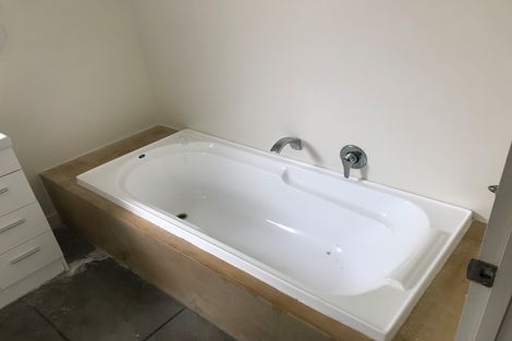 Photo of property in 27 Earls Road, Saint Clair, Dunedin, 9012