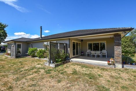 Photo of property in 5 Tararua Crescent, Carterton, 5713