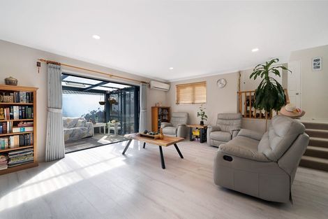 Photo of property in 37a Willerton Avenue, New Lynn, Auckland, 0600