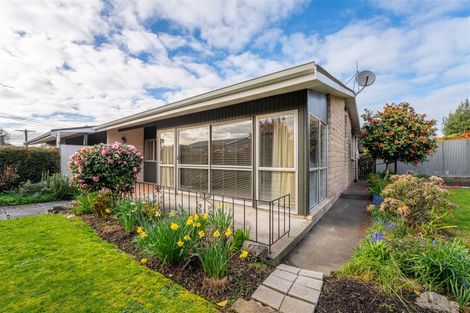 Photo of property in 2/76 Wilson Street, Seaview, Timaru, 7910