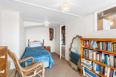 Photo of property in 52 Gladstone Road North, Mosgiel, 9024