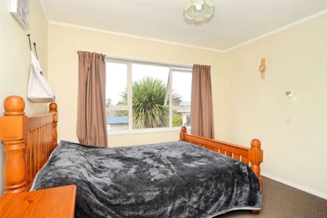 Photo of property in 3/41 Mason Street, New Lynn, Auckland, 0600