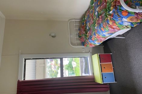 Photo of property in 16 Goodall Street, Caversham, Dunedin, 9012