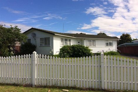 Photo of property in 83 Sunderlands Road, Half Moon Bay, Auckland, 2012