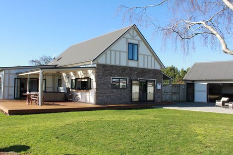 Photo of property in 96b Kent Street, Carterton, 5713