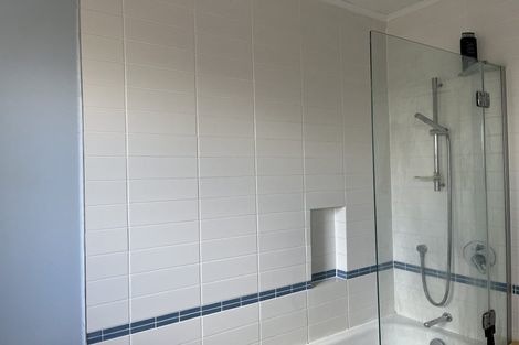 Photo of property in 21 Koromiko Street, New Lynn, Auckland, 0600