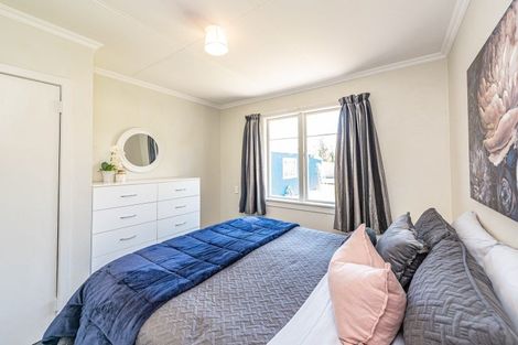 Photo of property in 16 Nikau Street, Tawhero, Whanganui, 4501