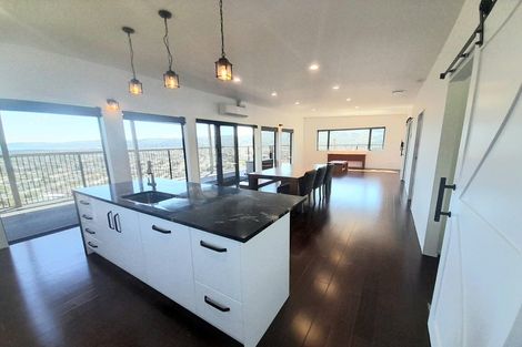 Photo of property in 32 Woodvale Grove, Fairfield, Lower Hutt, 5011