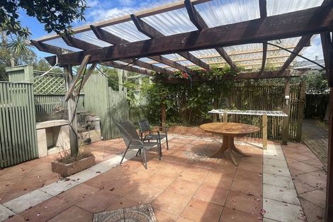 Photo of property in 30 William Souter Street, Forrest Hill, Auckland, 0620