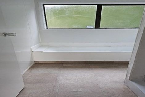 Photo of property in 82 Glen Road, Ranui, Auckland, 0612