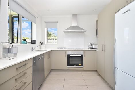 Photo of property in 37 Maylee Crescent, Gulf Harbour, Whangaparaoa, 0930
