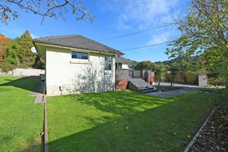 Photo of property in 343 Stokes Valley Road, Stokes Valley, Lower Hutt, 5019