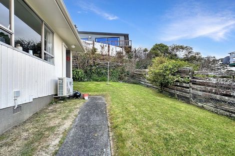 Photo of property in 46 Acacia Avenue, Maungaraki, Lower Hutt, 5010