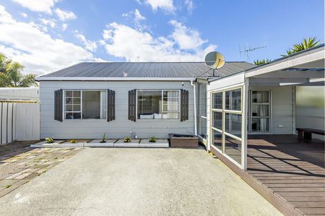 Photo of property in 3/63 Kenderdine Road, Papatoetoe, Auckland, 2025