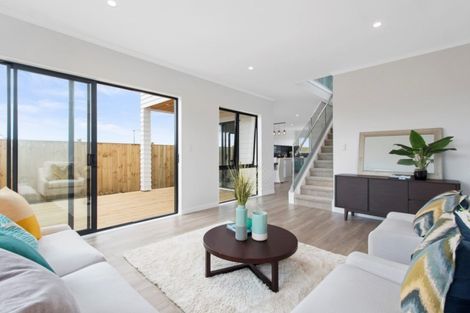Photo of property in 10 Riroriro Road, Hobsonville, Auckland, 0616