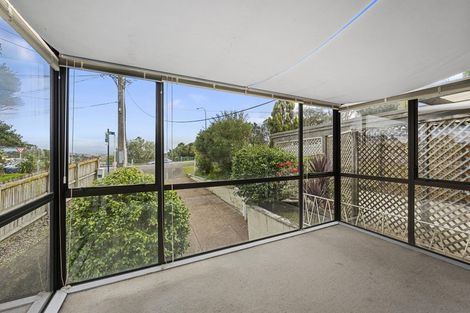 Photo of property in 1/3 Hall Road, Glenfield, Auckland, 0629