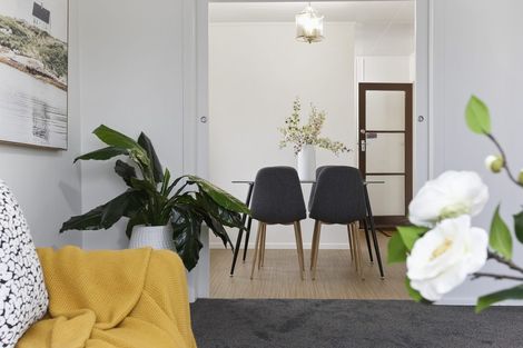 Photo of property in 110 Parrs Cross Road, Sunnyvale, Auckland, 0612